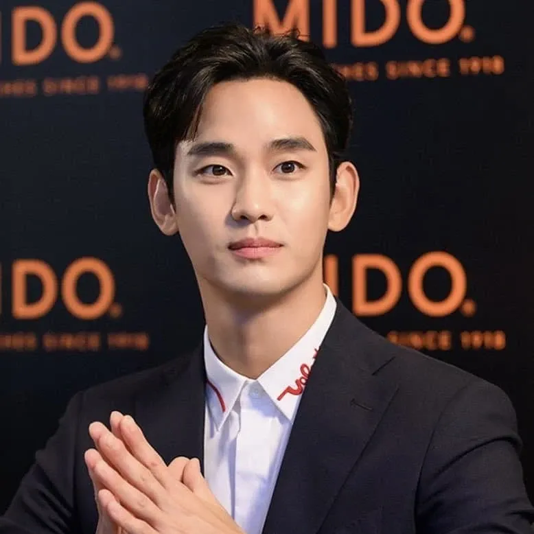Behind-the-scenes cut of Kim Soohyun
