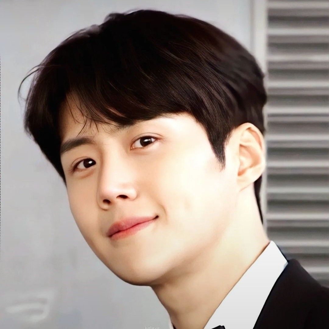 김선호의 최신 사진