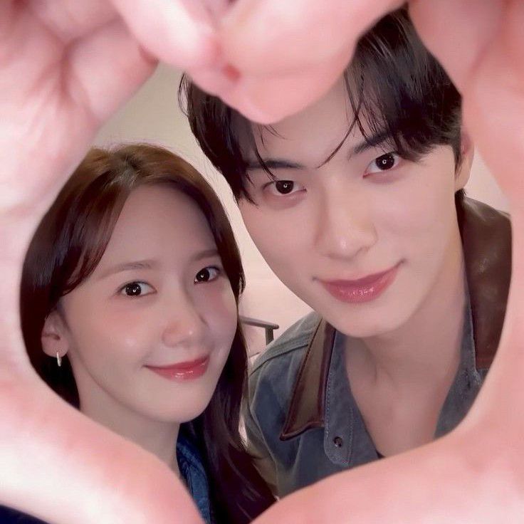 Latest photo of Lee Chaemin