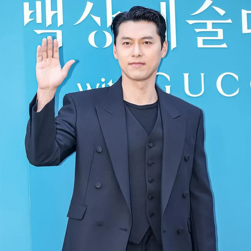 Behind-the-scenes cut of Hyun Bin