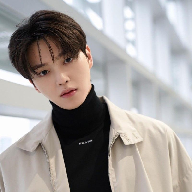 Behind-the-scenes cut of Song Kang