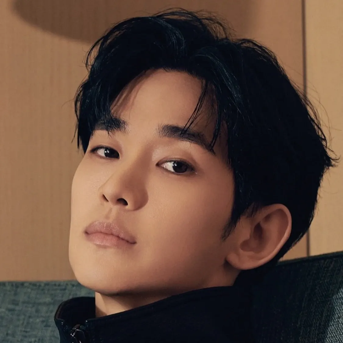 Behind-the-scenes cut of Kim Soohyun