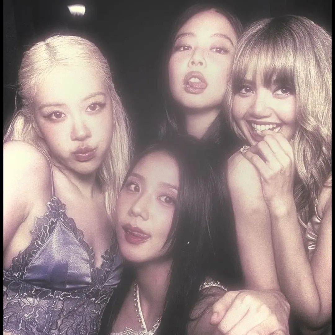 Recent activity shot of Jisoo (1995)