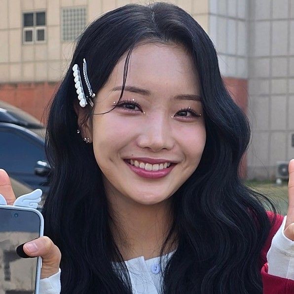 Popular profile photo of Kim Soyeon (2004) loved by fans