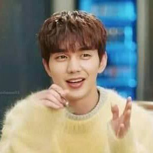 A moment captured by a fan of Yoo Seungho