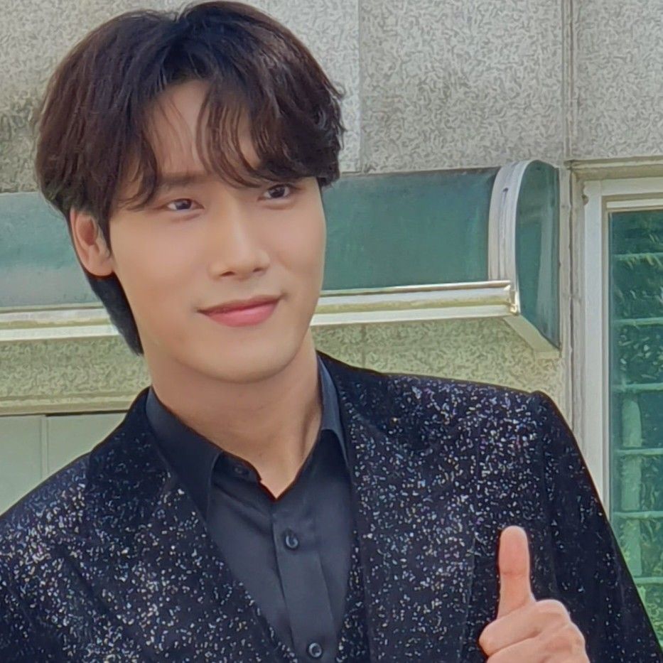 Latest photo of Choi Woojin