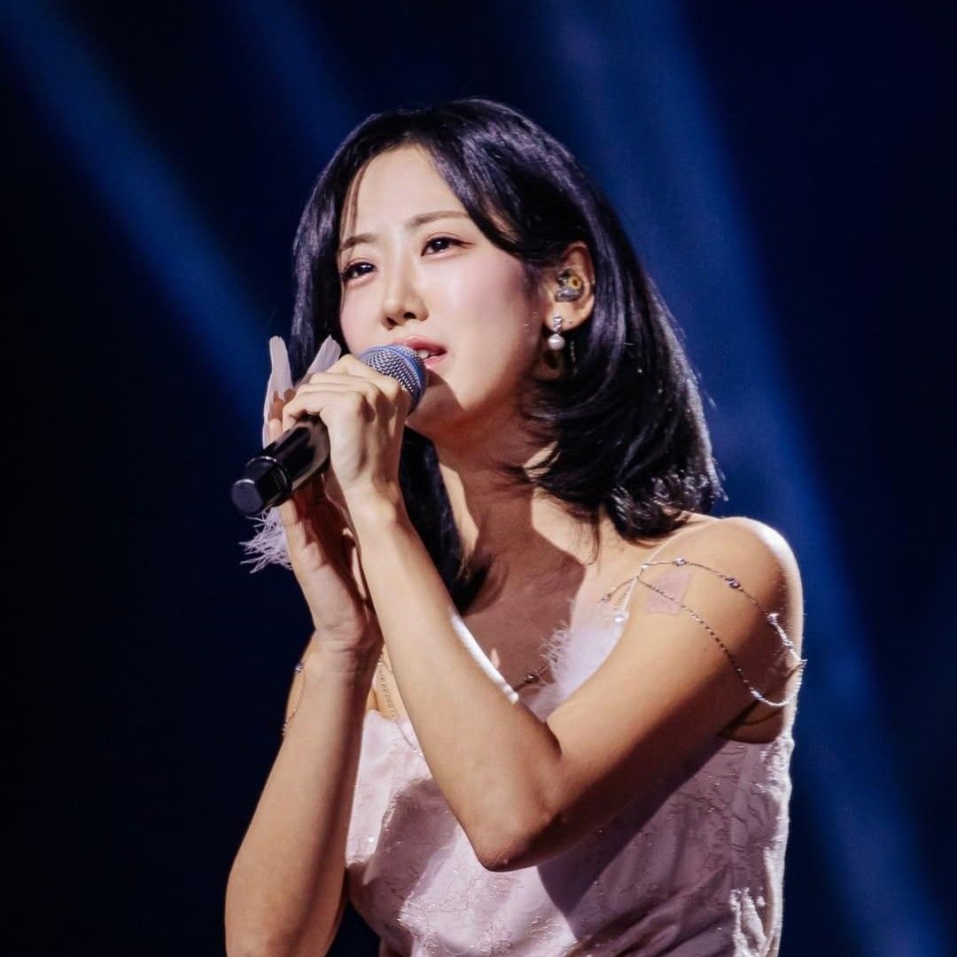 Latest photo of Kang Hyeyeon