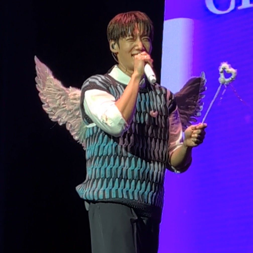 粉絲拍下的崔振赫瞬間