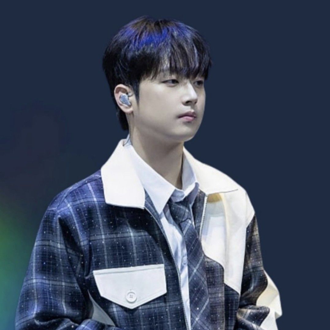 Foto terbaru dari Lee Chanwon