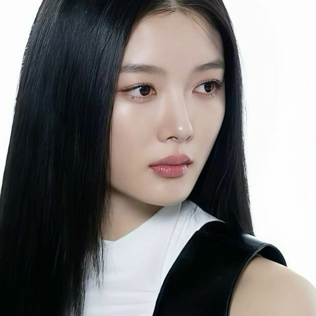 金裕贞的最新照片