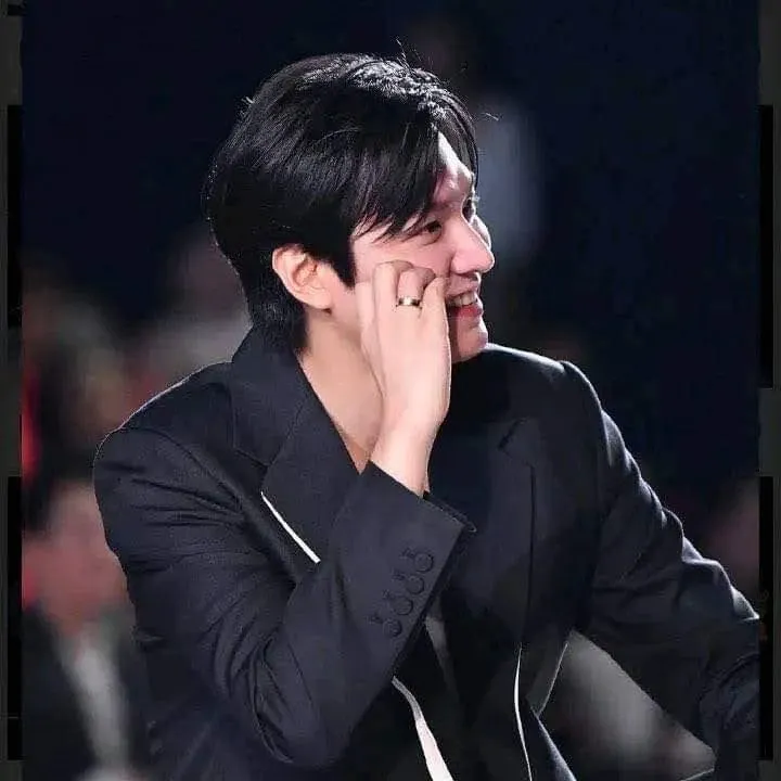 이민호 최근 활동샷