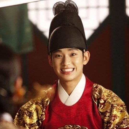 金秀賢的近期活動照