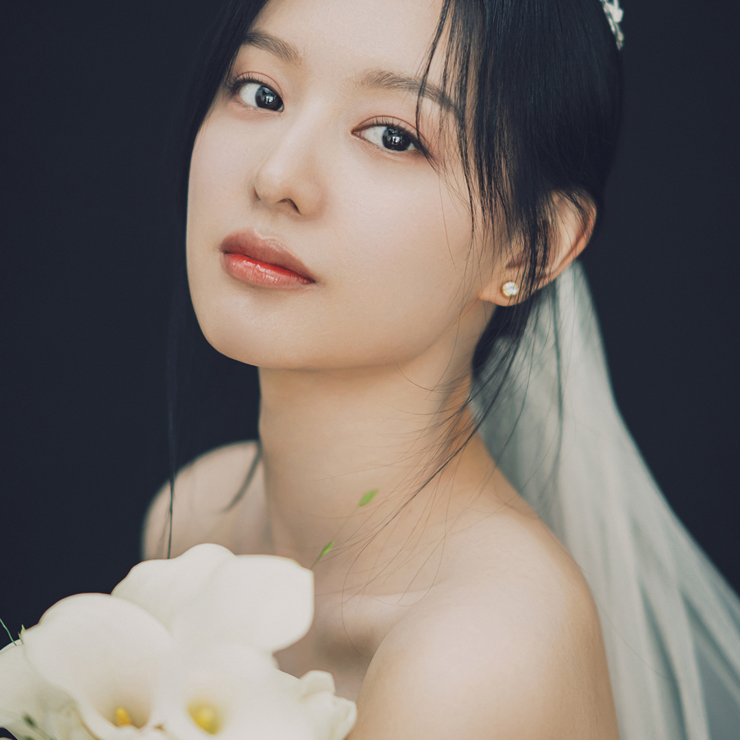 A moment captured by a fan of Kim Jiwon