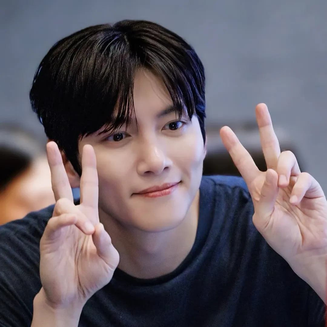 Latest photo of Ji Changwook