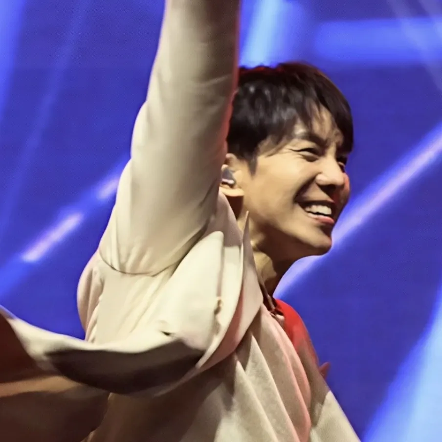 Cuplikan di balik layar dari Lee Seunggi