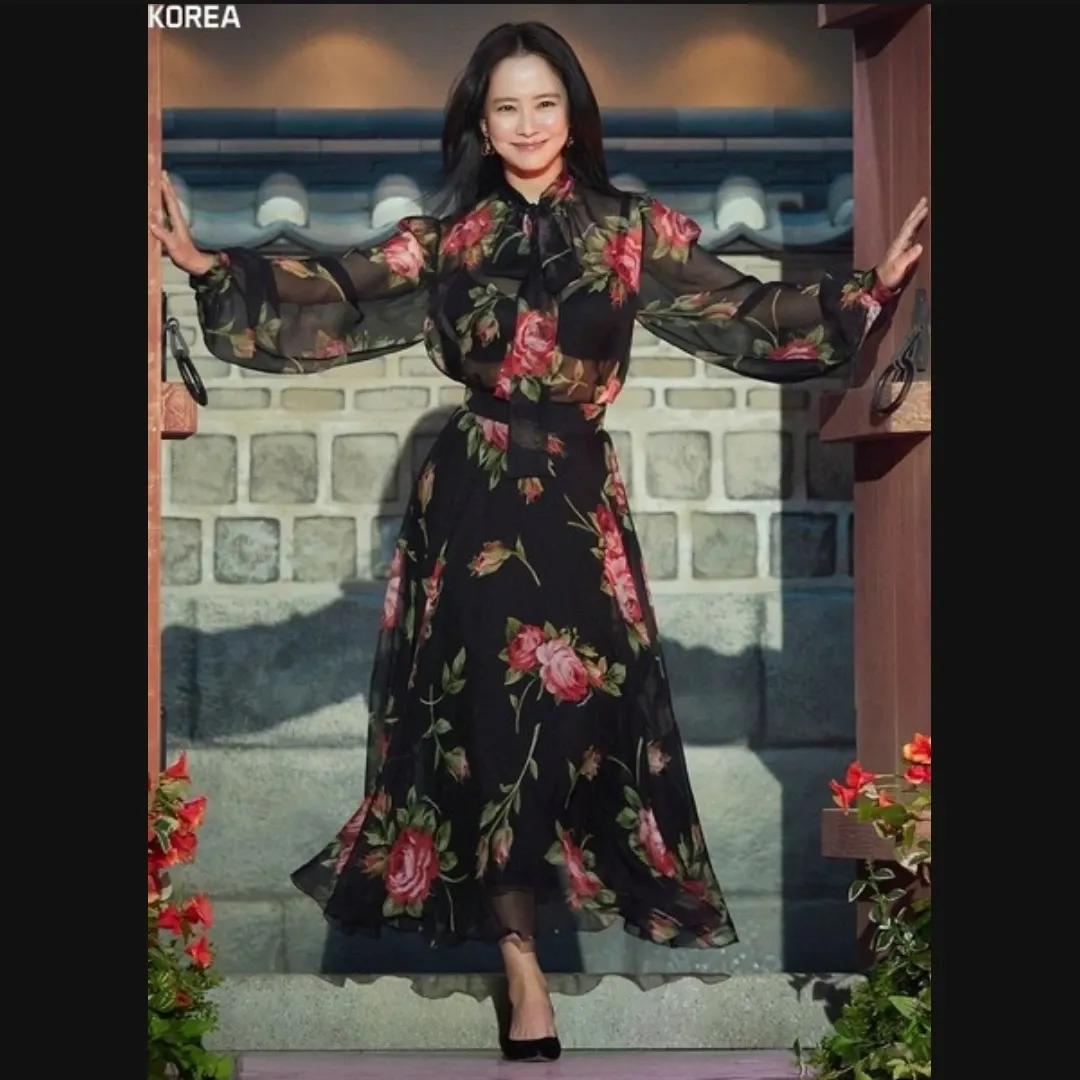 Cuplikan di balik layar dari Song Jihyo