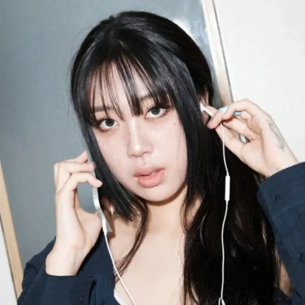 A moment captured by a fan of Lee Youngji