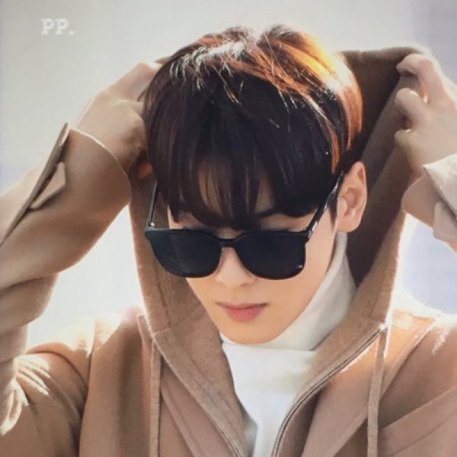 Recent activity shot of Cha Eunwoo
