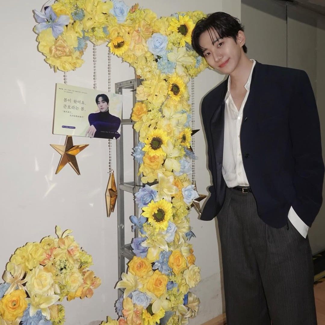 Momen yang diabadikan oleh penggemar Lee Junho