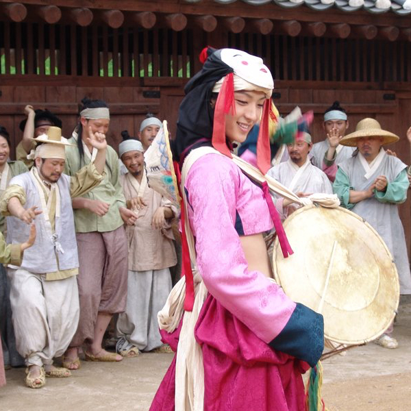 Recent activity shot of Lee Joongi