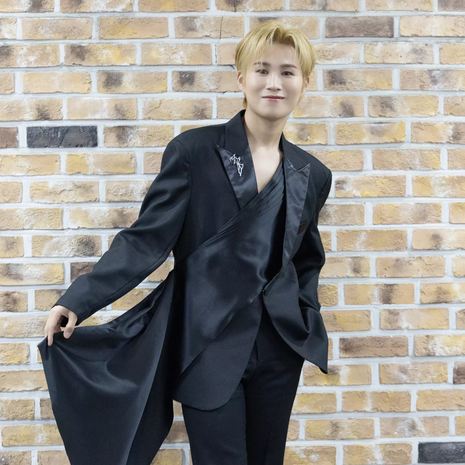 김희재의 비하인드 컷