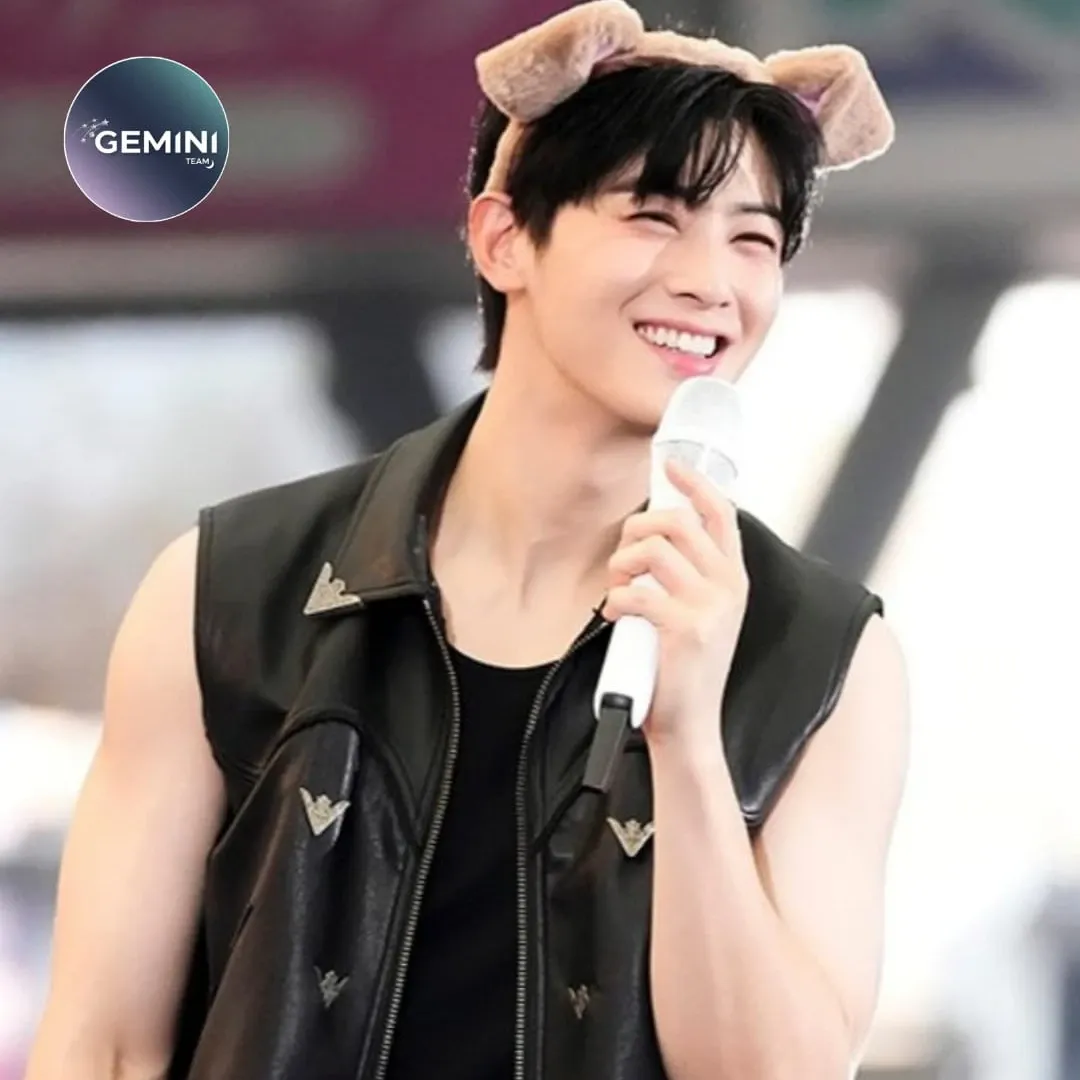 Recent activity shot of Cha Eunwoo