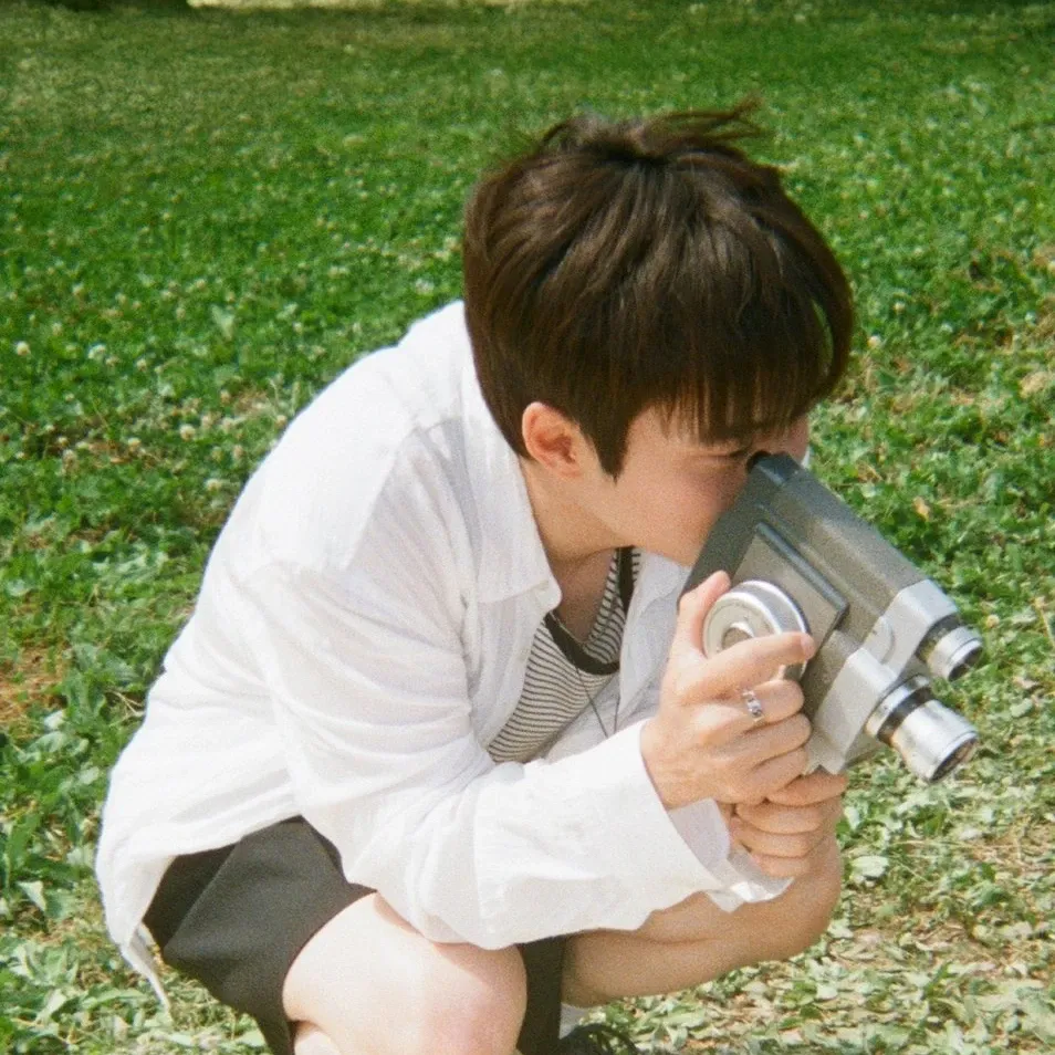Cuplikan di balik layar dari Doh Kyungsoo (D.O.)