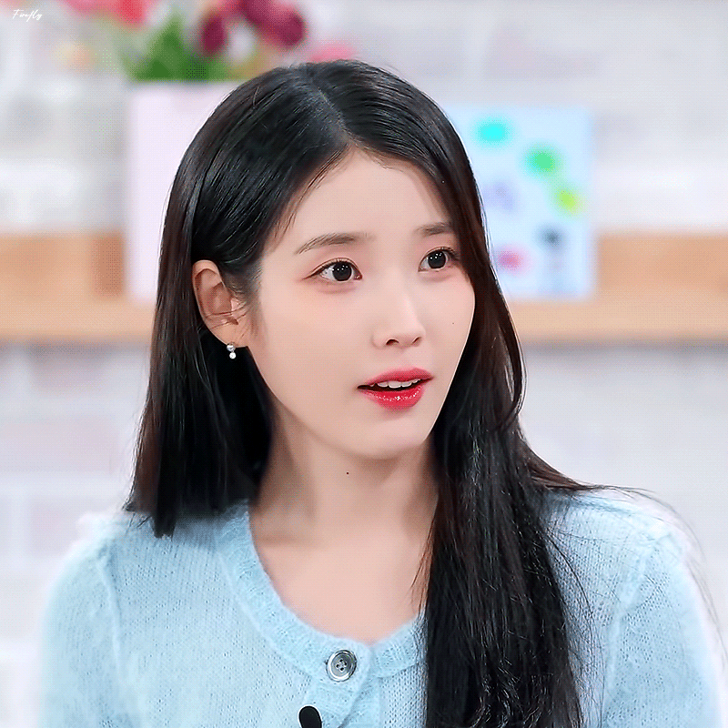 Momen yang diabadikan oleh penggemar IU