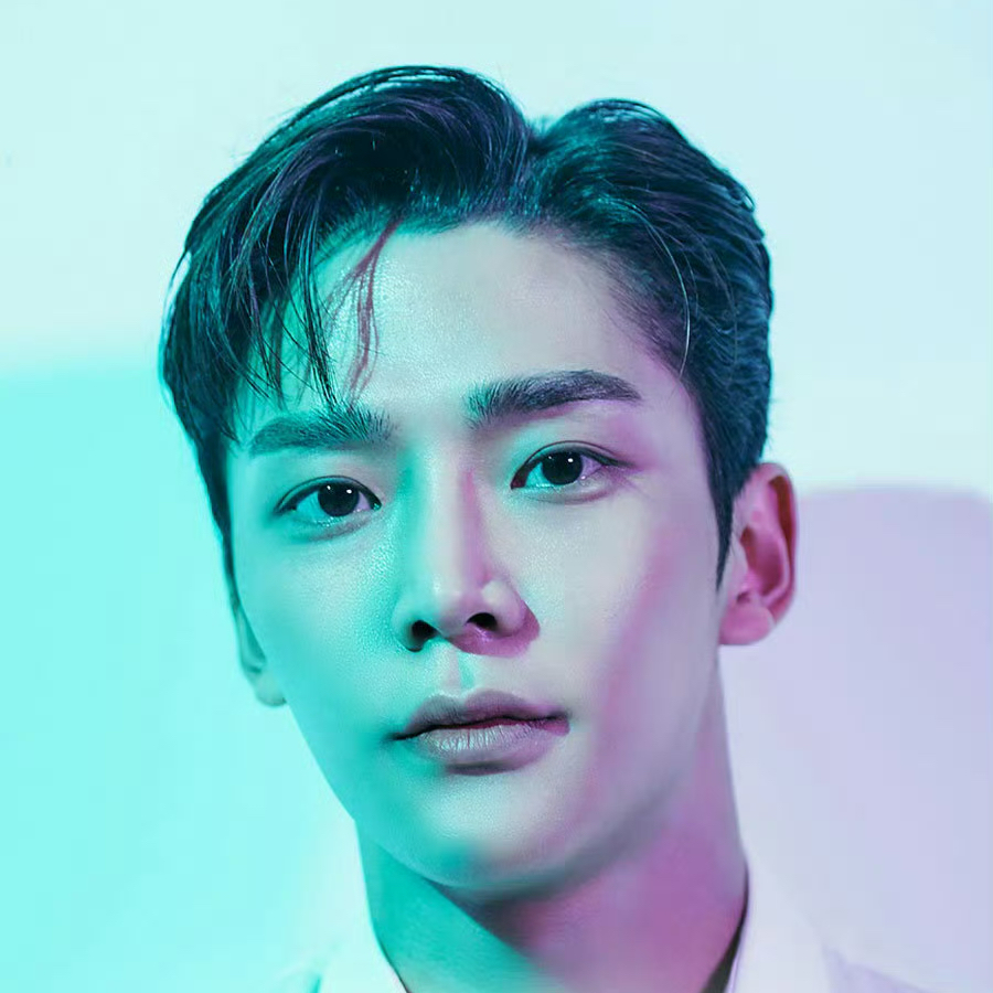 Foto terbaru dari Rowoon