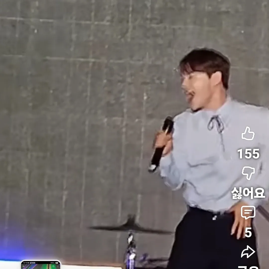 Behind-the-scenes cut of Park Seojin
