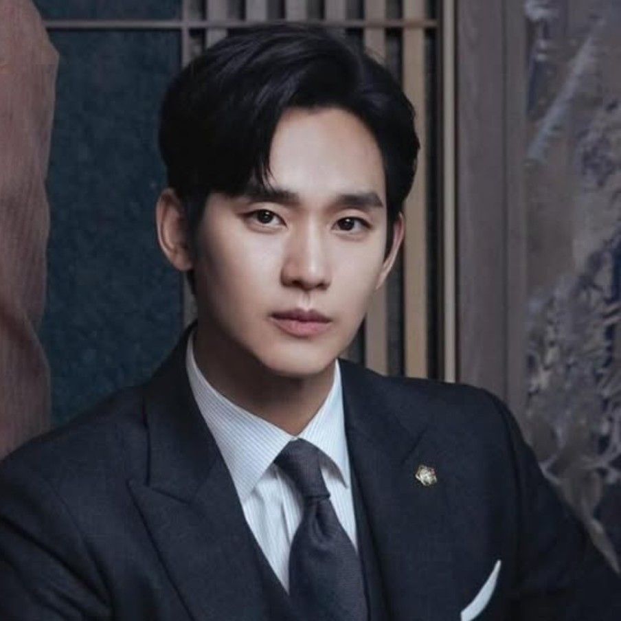 Foto terbaru dari Kim Soohyun
