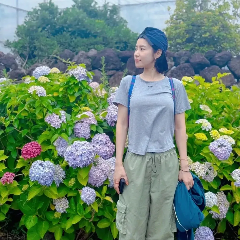 홍자의 최신 사진