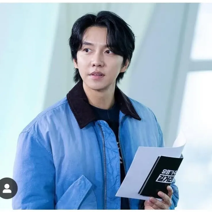 Foto kegiatan terbaru dari Lee Seunggi