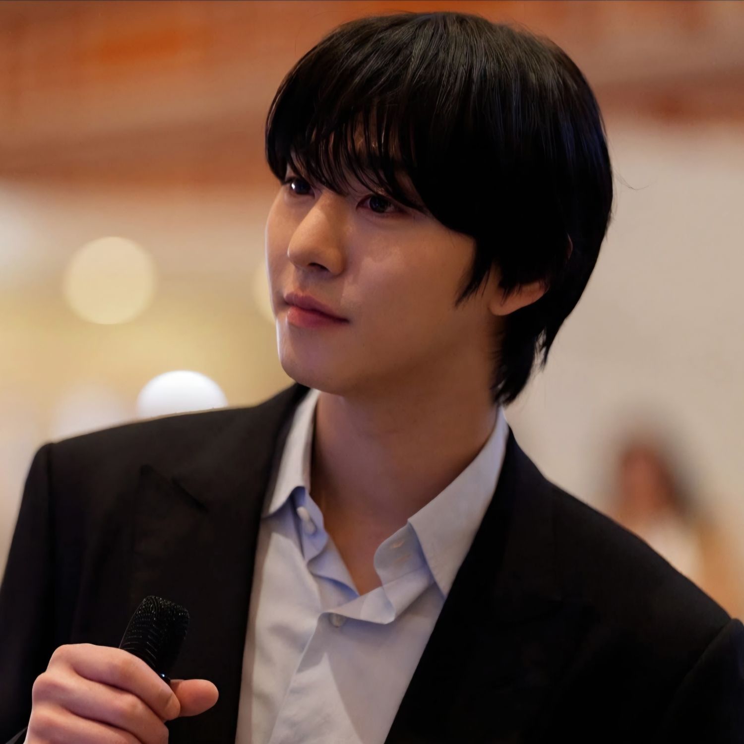 安孝燮的最新照片