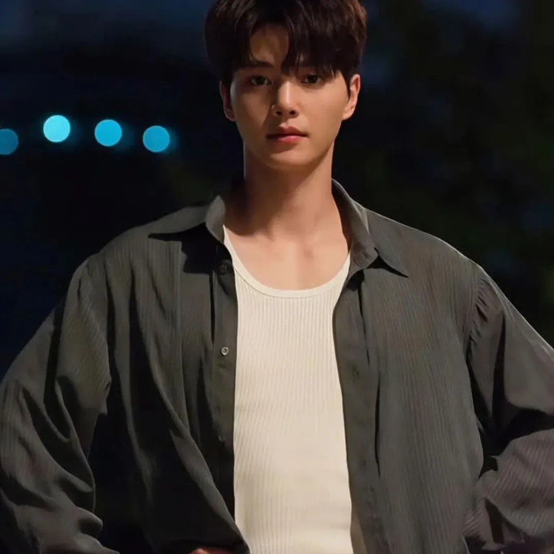 Recent activity shot of Song Kang