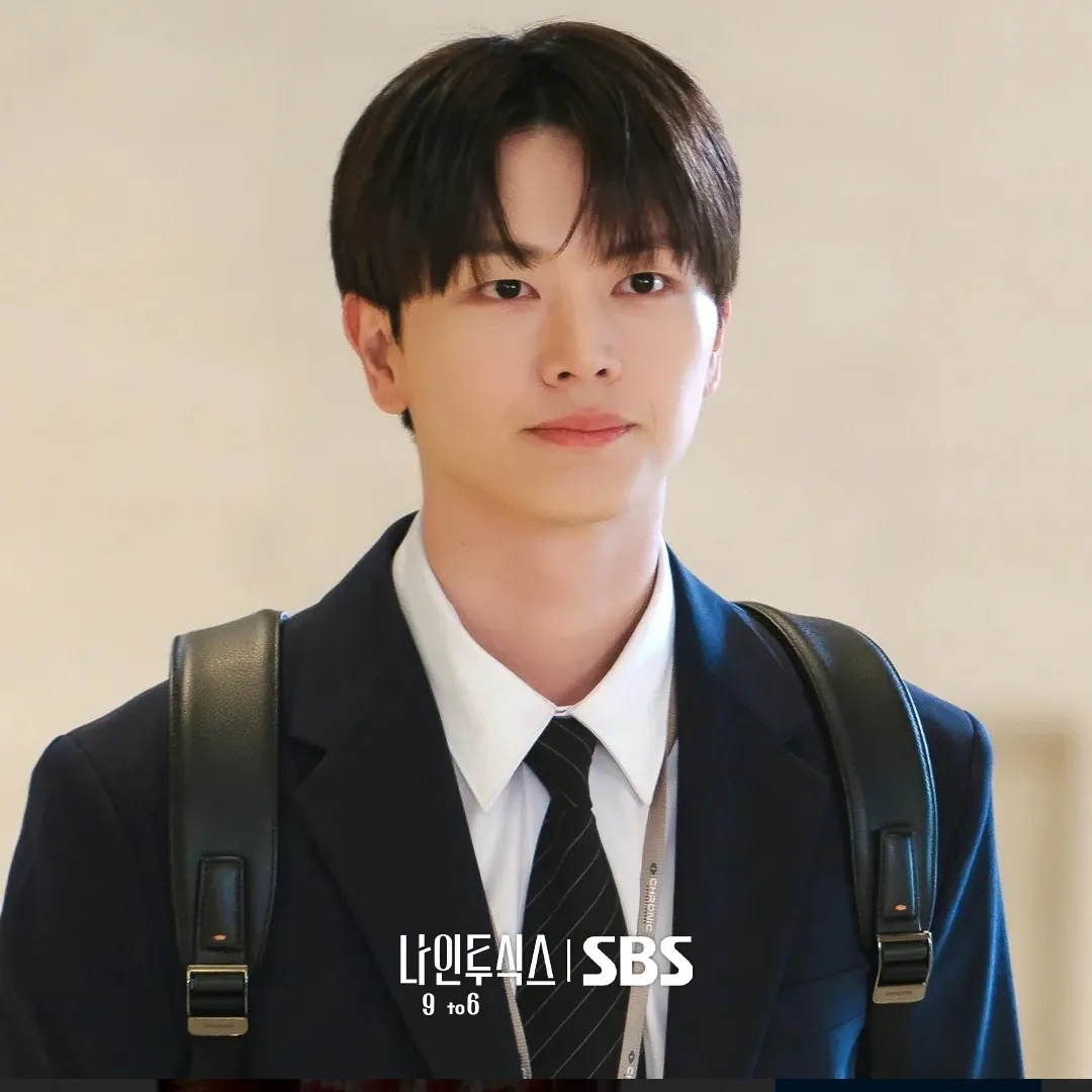Recent activity shot of Yook Sungjae