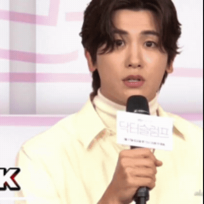 Behind-the-scenes cut of Park Hyungsik