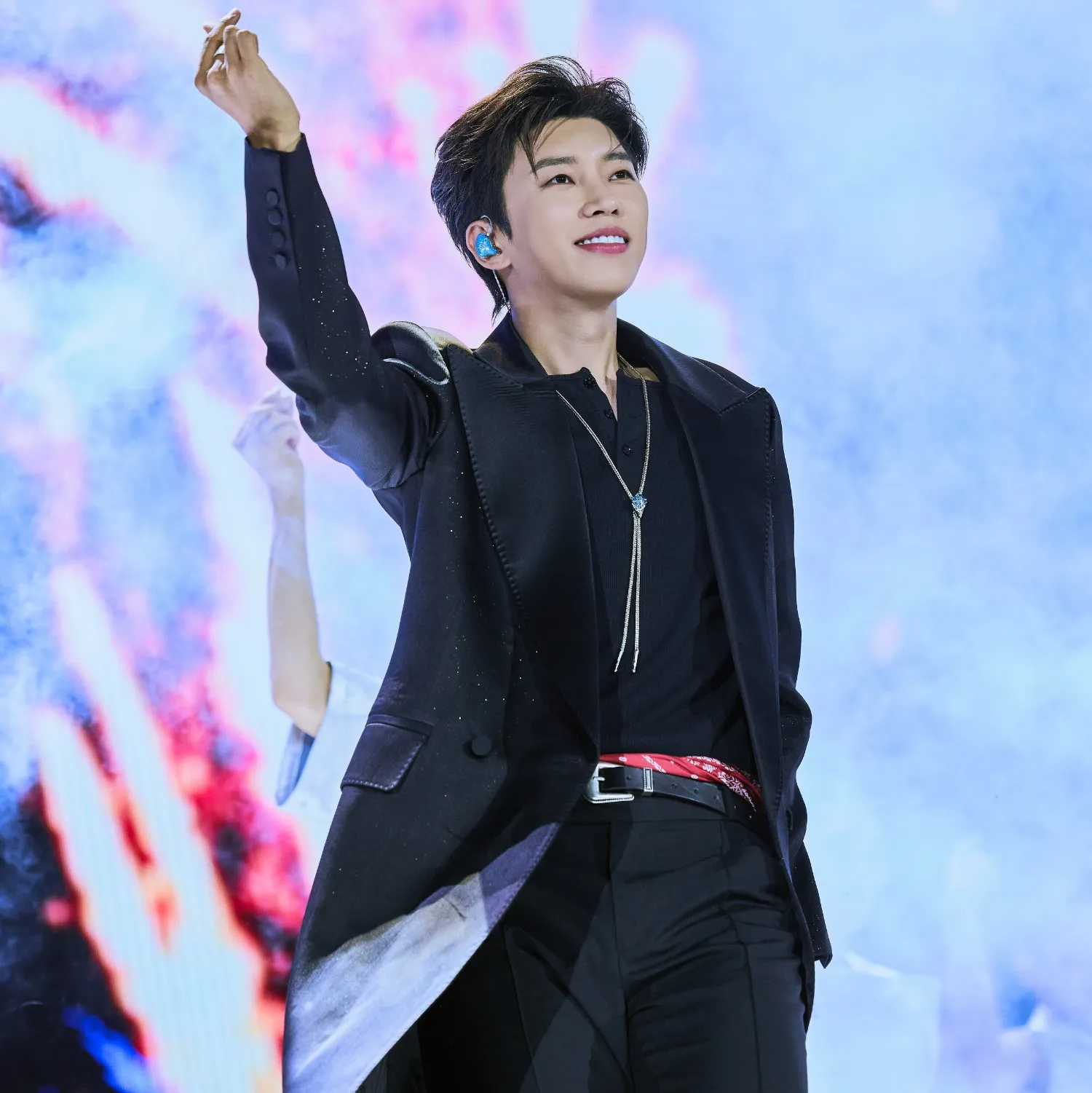 Cuplikan di balik layar dari Lim Youngwoong