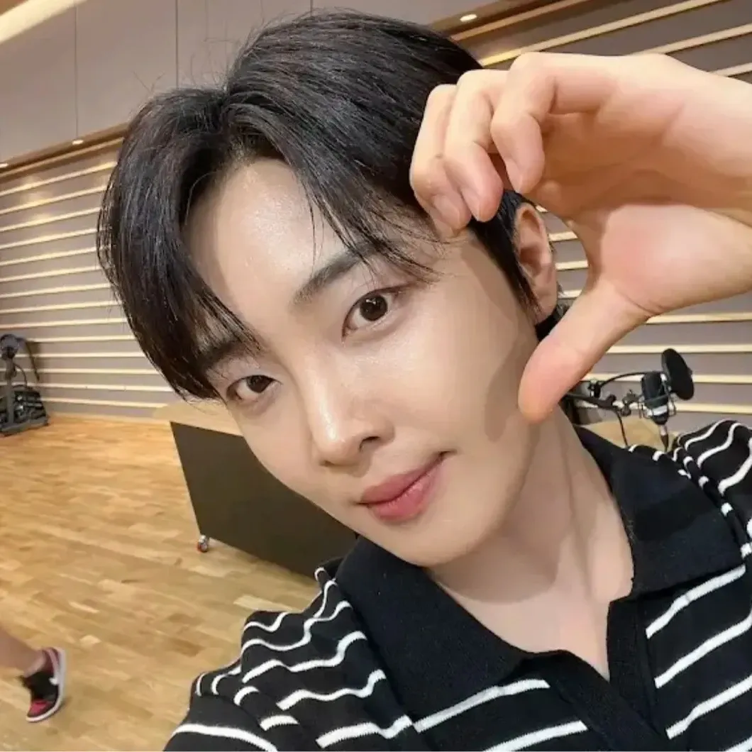 Recent activity shot of Hwang Yunsung