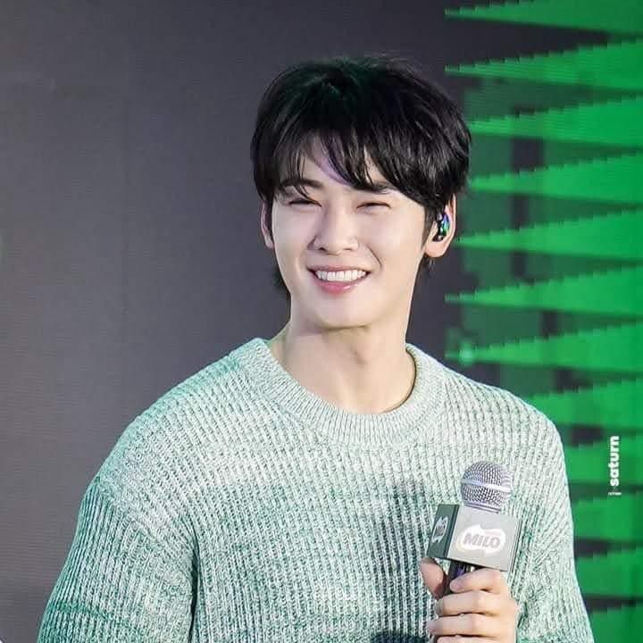 粉丝拍下的车银优瞬间