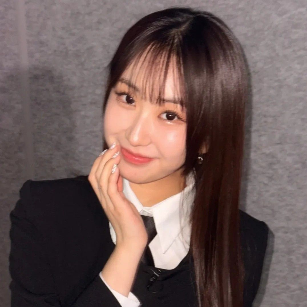 Cuplikan di balik layar dari Jeon Yujin