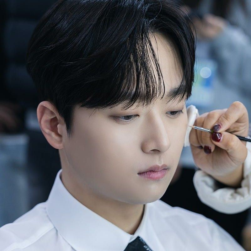 Foto kegiatan terbaru dari Lee Chanwon