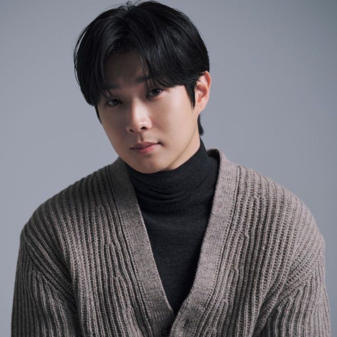 Behind-the-scenes cut of Choi Wooshik