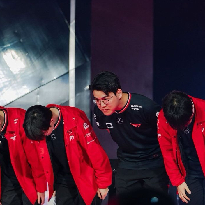 Behind-the-scenes cut of Gumayusi