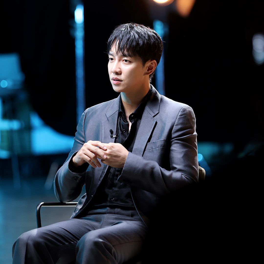 Recent activity shot of Lee Seunggi