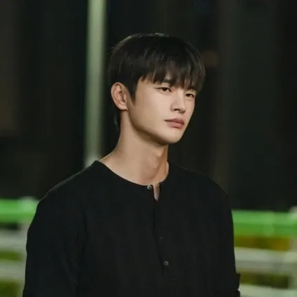 Recent activity shot of Seo Inguk