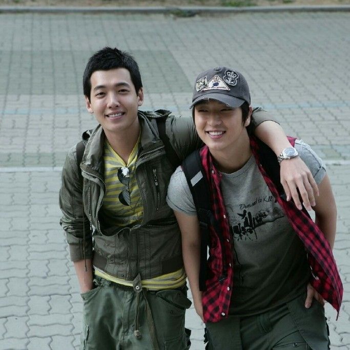 Recent activity shot of Lee Joongi