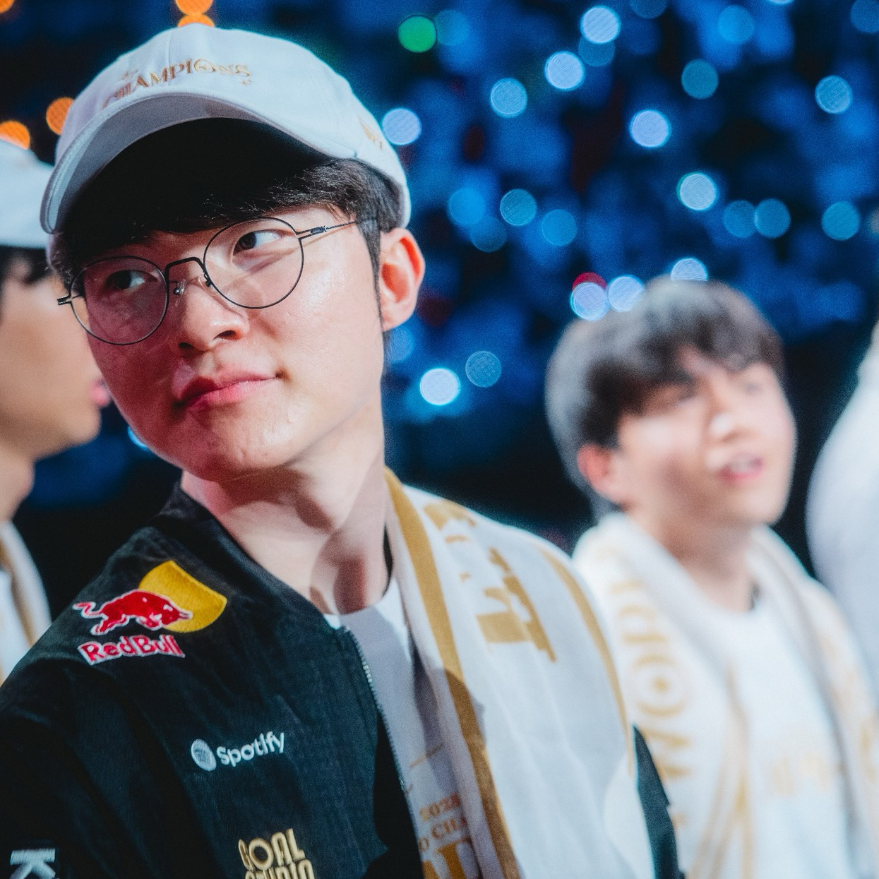 Cuplikan di balik layar dari Faker