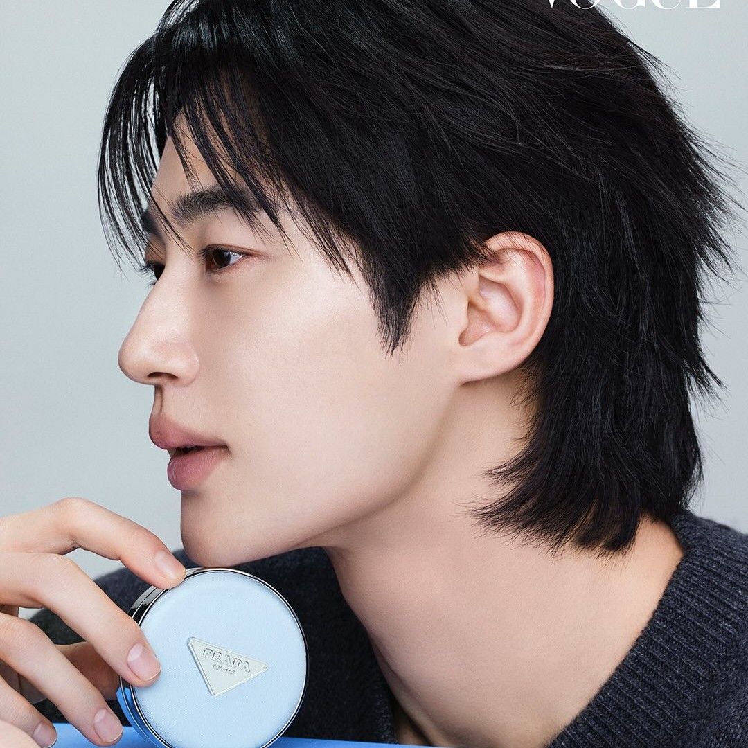 邊佑錫的最新照片