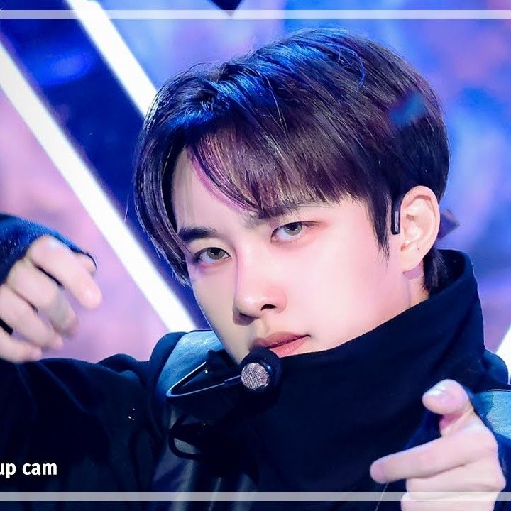 Momen yang diabadikan oleh penggemar Doh Kyungsoo (D.O.)